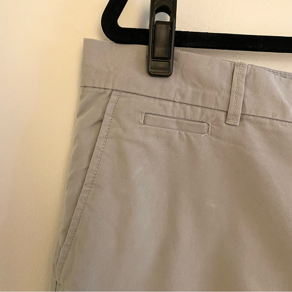 GAP Grey Boyfriend roll up Shorts Casual Style - Picture 2 of 4